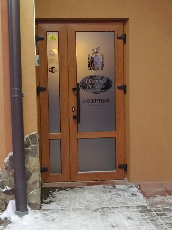 Diamond De Luxe Lägenhet Kolomyja Exteriör bild